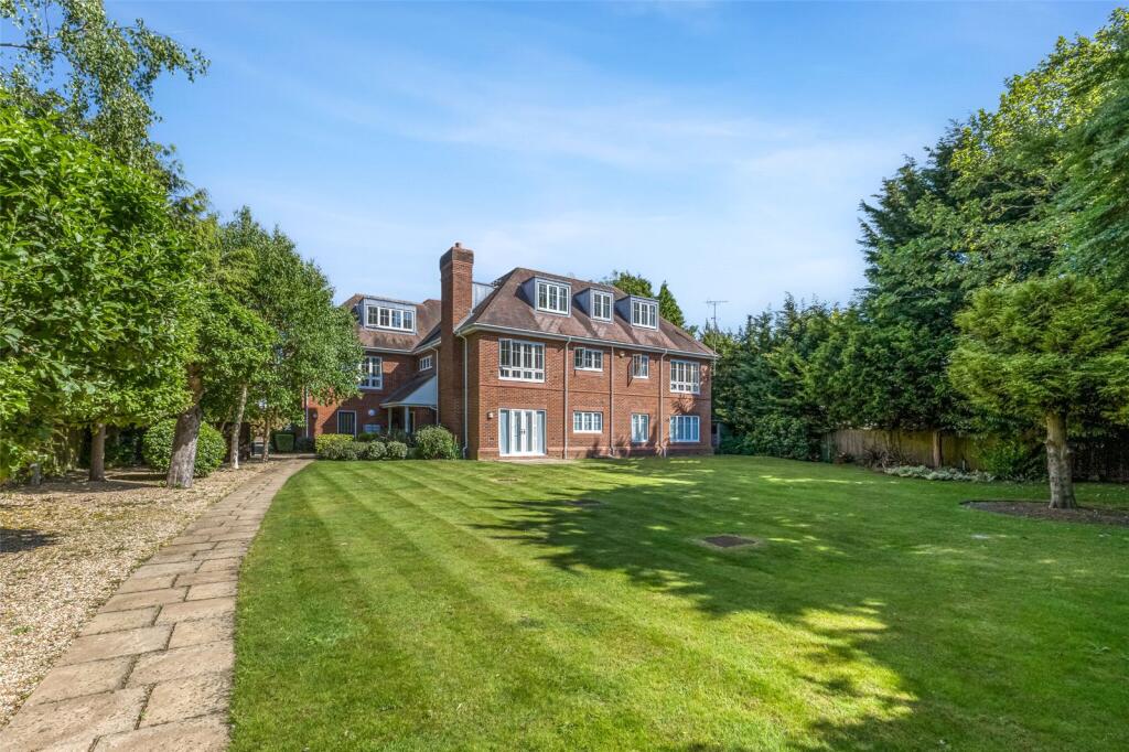 Main image of property: Ledborough Lane, Beaconsfield, Buckinghamshire, HP9