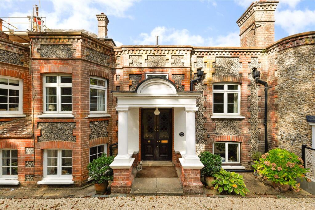 Main image of property: Lower Road, Loosley Row, Princes Risborough, Buckinghamshire, HP27