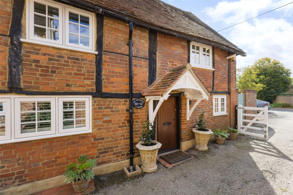 Main image of property: Aylesbury End, Beaconsfield, Buckinghamshire, HP9