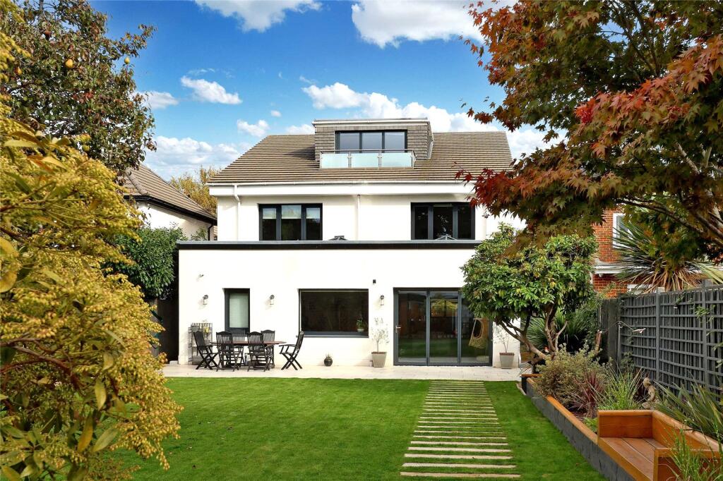 Main image of property: Thorney Lane South, Iver, Buckinghamshire, SL0