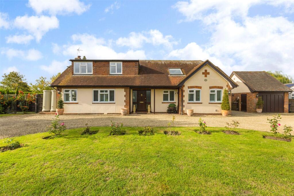 Main image of property: Summerleys Road, Princes Risborough, Buckinghamshire, HP27