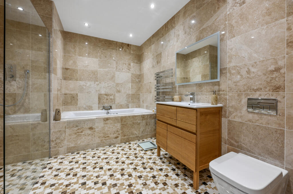 Additional property image - Leggatts Farm, Henham Road, Debden Green, Saffron Walden, CB11