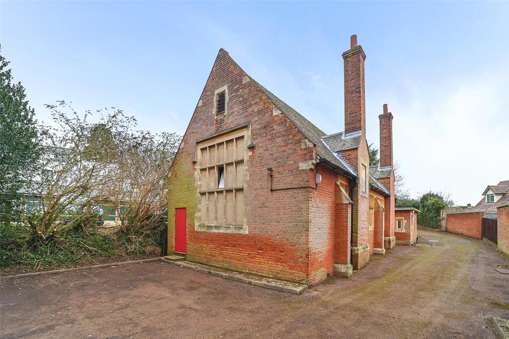 Main image of property: Hadham Road, Bishop's Stortford, Hertfordshire, CM23