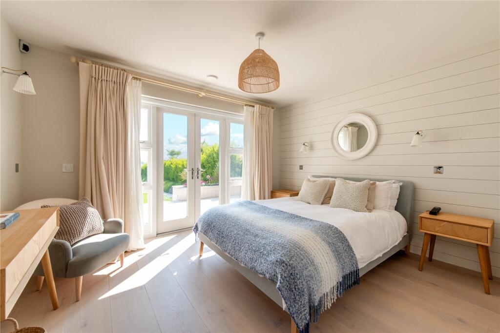 Additional property image - Alington Road, Evening Hill, Poole, Dorset, BH14
