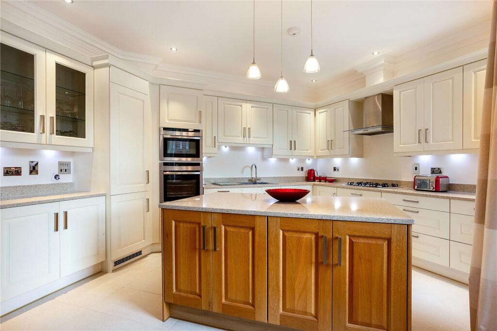 Additional property image - West Overcliff Drive, Bournemouth, BH4
