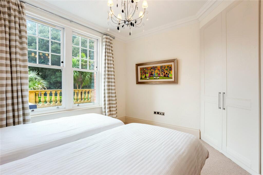 Additional property image - West Overcliff Drive, Bournemouth, BH4
