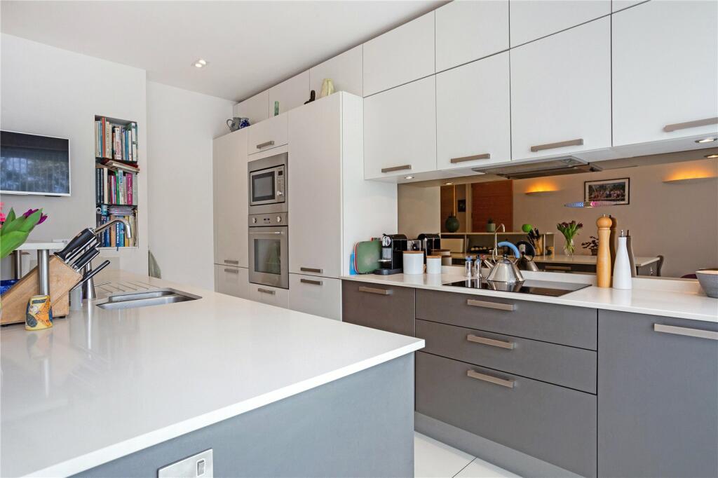Additional property image - Buckler Heights, Poole, Dorset, BH14