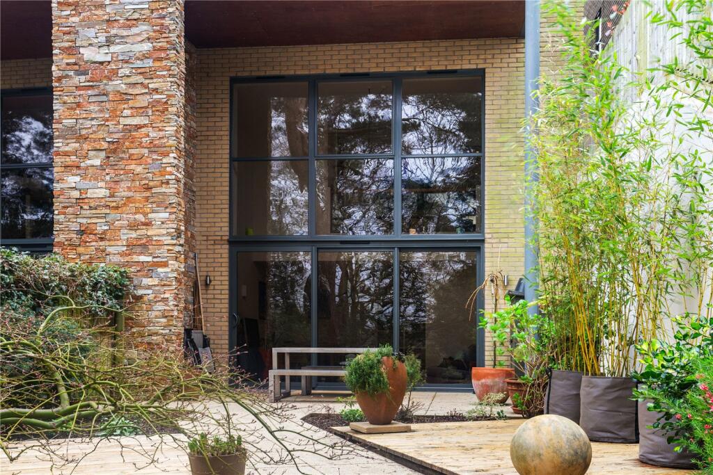 Additional property image - Buckler Heights, Poole, Dorset, BH14