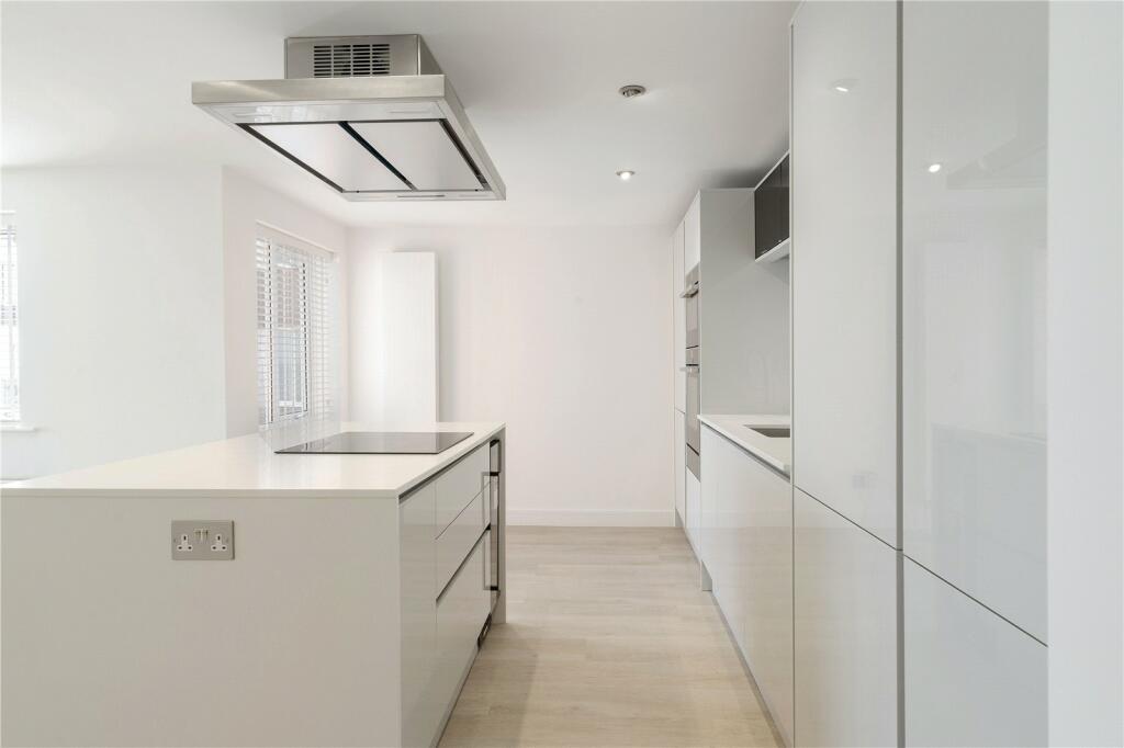 Additional property image - Cliff Drive, Canford Cliffs, Poole, BH13