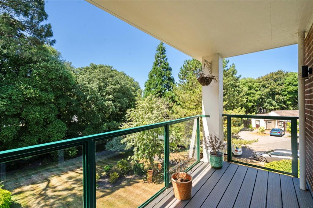 Additional property image - Avalon, Lilliput, Poole, BH14