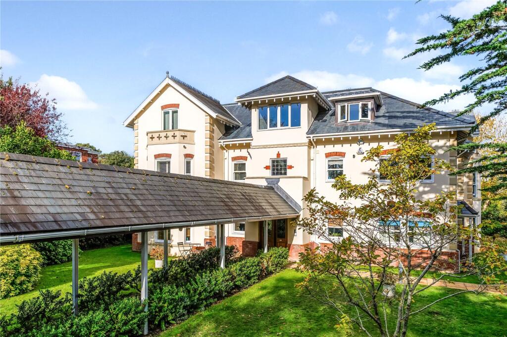 Main image of property: De Mauley Road, Poole, Dorset, BH13