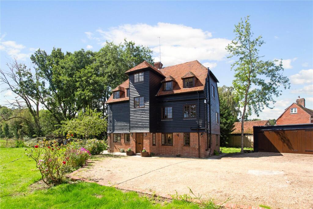 5 bedroom detached house for sale in Mill Lane, Horsmonden, Tonbridge, Kent, TN12