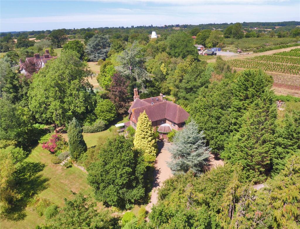 6 bedroom detached house for sale in Rolvenden Road, Benenden, Cranbrook, Kent, TN17