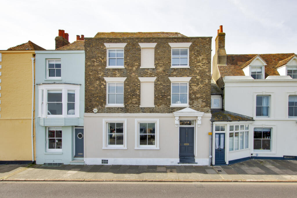 5 bedroom terraced house for sale in Beach Street, Deal, Kent, CT14