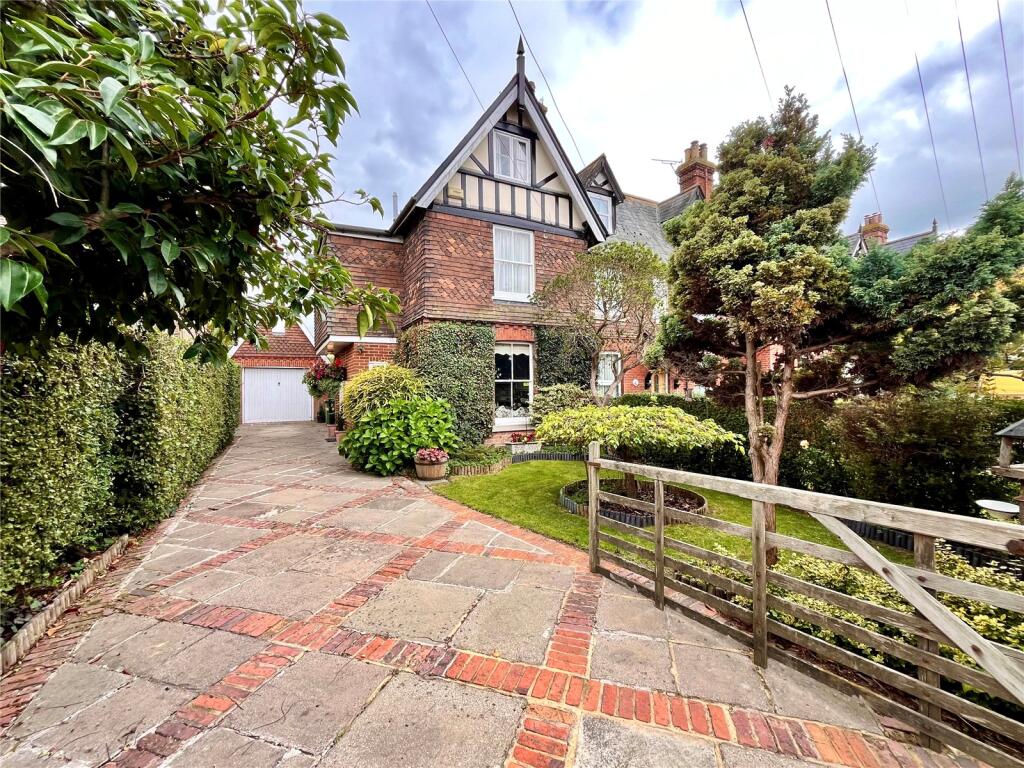 Main image of property: Marden Road, Staplehurst, Kent, TN12