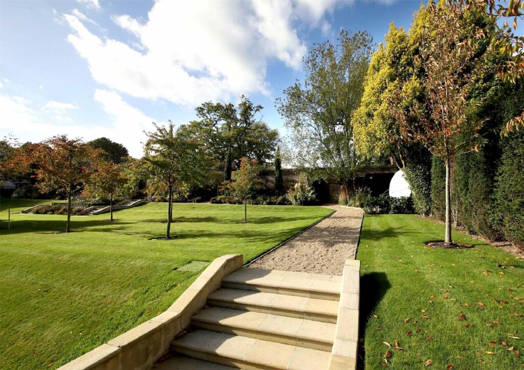 5 bedroom detached house for sale in Claremont Drive, Esher, Surrey, KT10