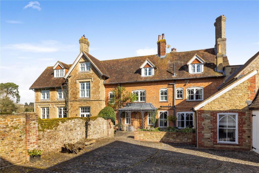 Main image of property: The Street, Frensham, Farnham, Surrey, GU10