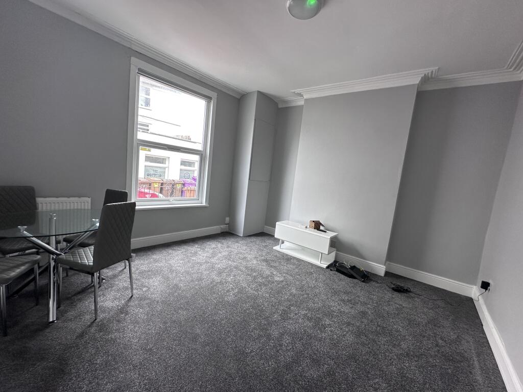 Main image of property: 1 Park Terrace