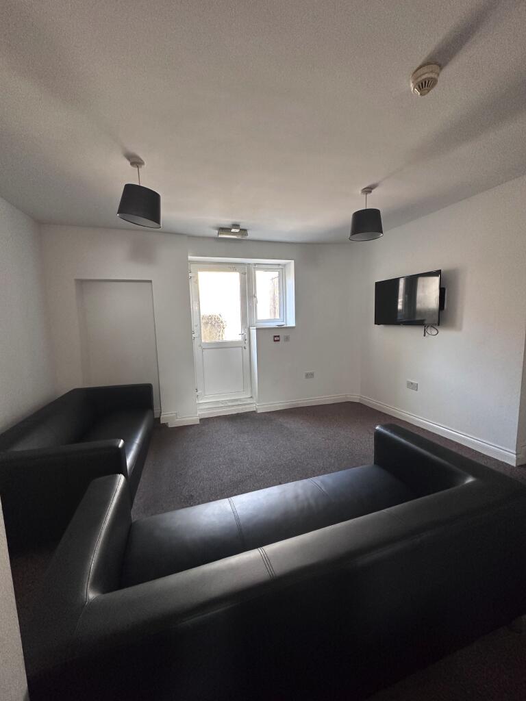 Main image of property: 64 Salisbury Road