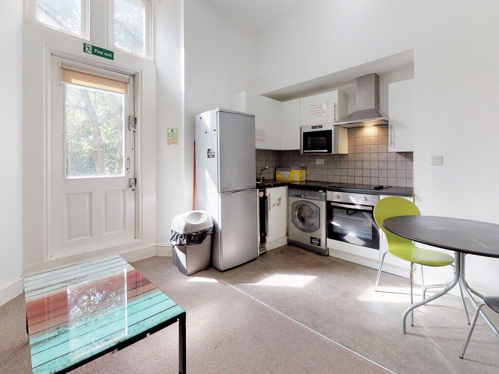 Main image of property: Flat 1 Whitefield House