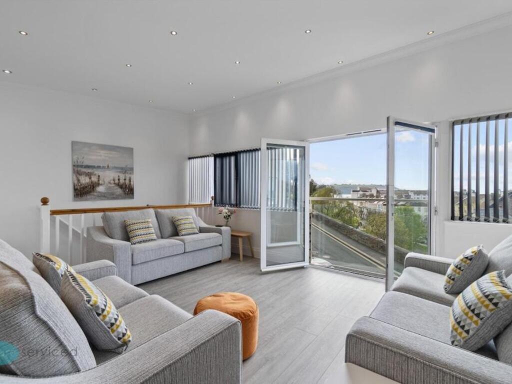 Main image of property: 23 Cliff Road