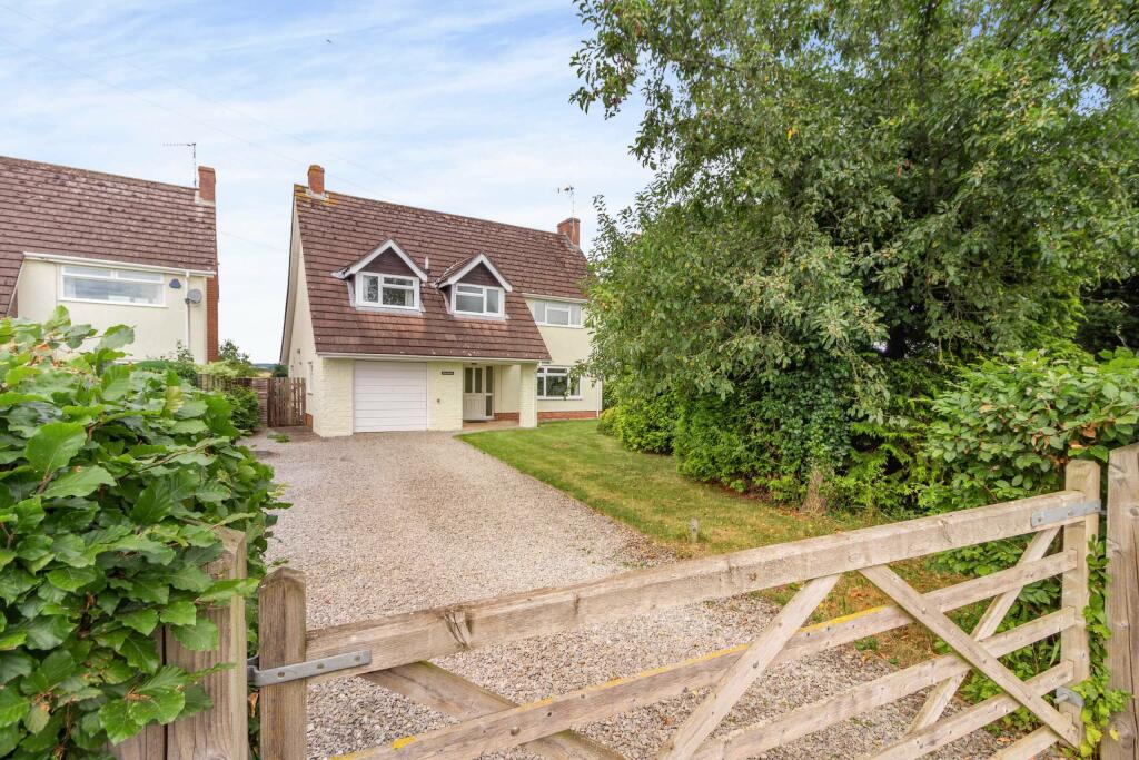 4 bedroom detached house for sale in Llandenny, Usk, NP15