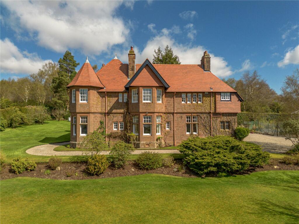 5 bedroom detached house for sale in Ardluss, 135 Sinclair Street