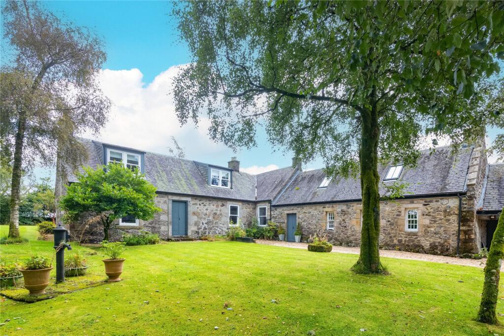 Main image of property: Snypes Cottage, Neilston, Glasgow, East Renfrewshire, G78