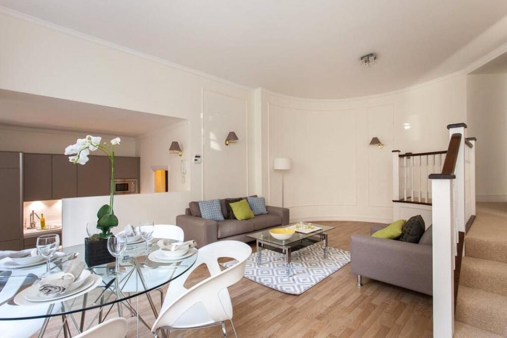 Main image of property: Mansfield Street, London, W1G