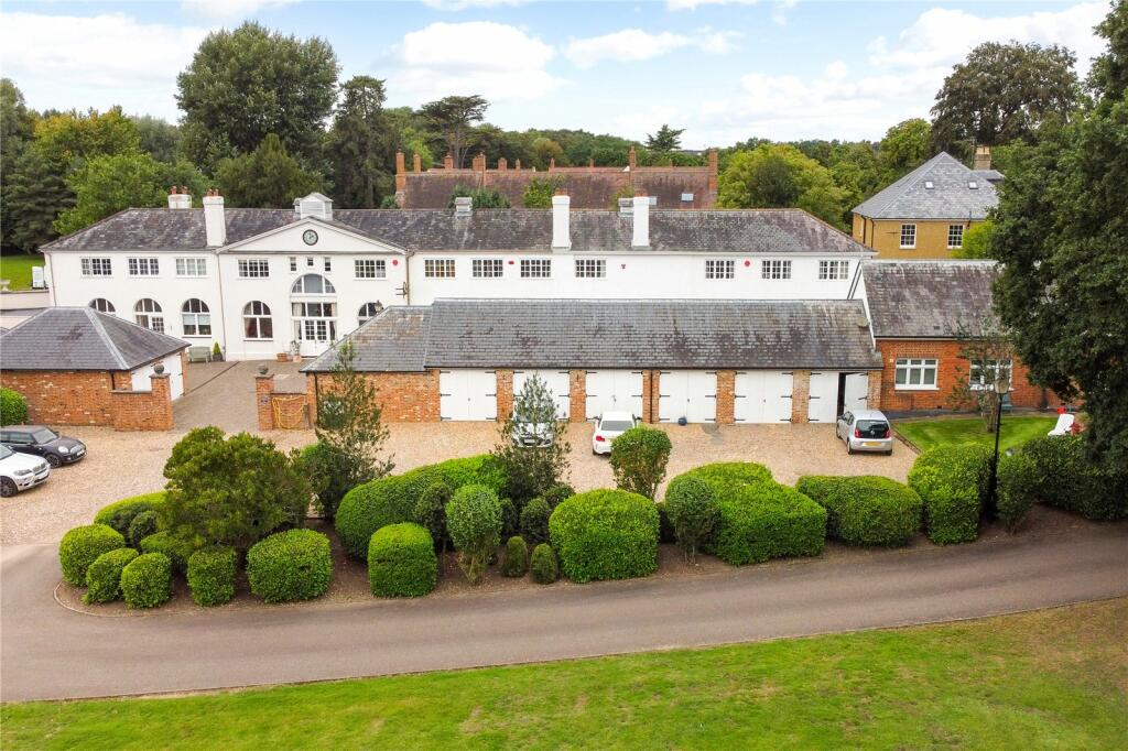 Additional property image - Tewin Water, Welwyn, Hertfordshire, AL6