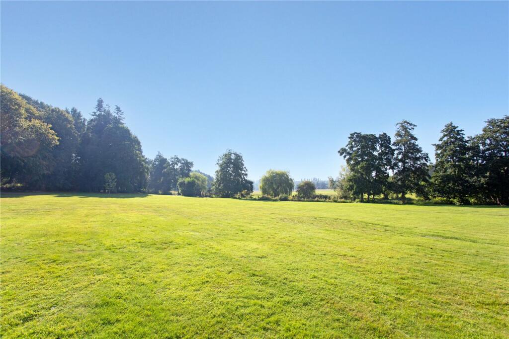 Additional property image - Tewin Water, Welwyn, Hertfordshire, AL6