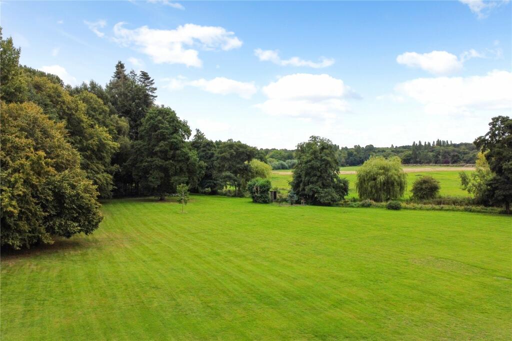 Additional property image - Tewin Water, Welwyn, Hertfordshire, AL6