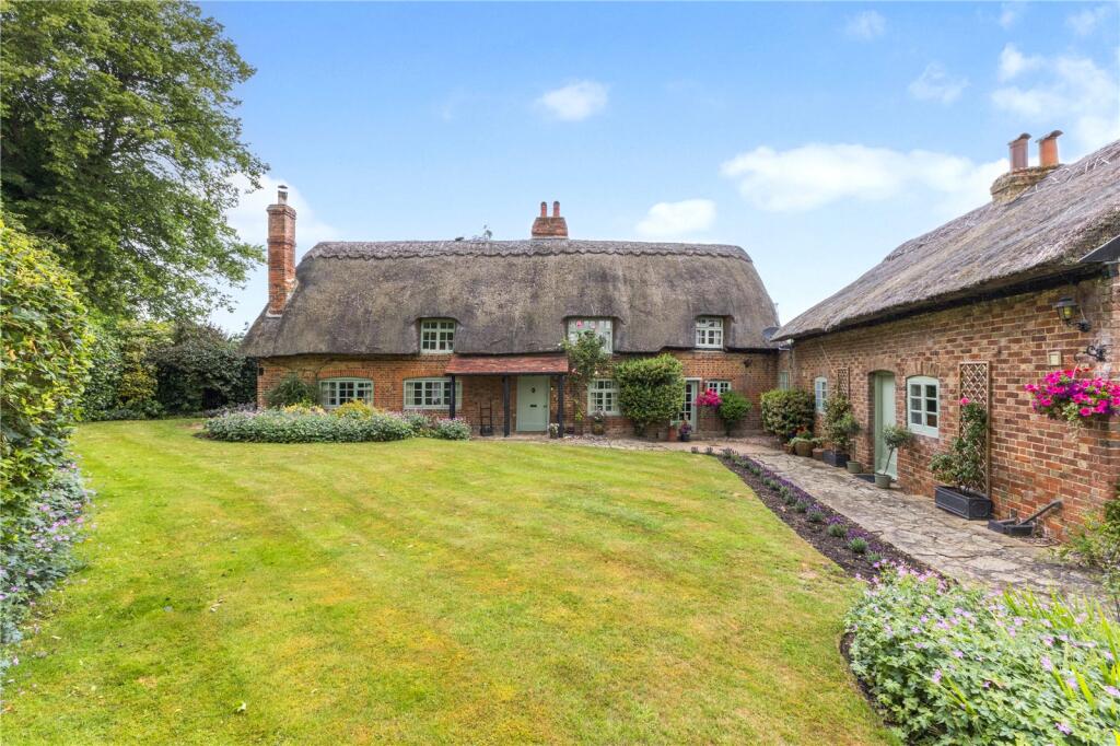 Main image of property: Cross End, Wavendon, Milton Keynes, Buckinghamshire, MK17