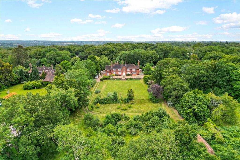 Main image of property: Rowley Lane, Barnet, EN5