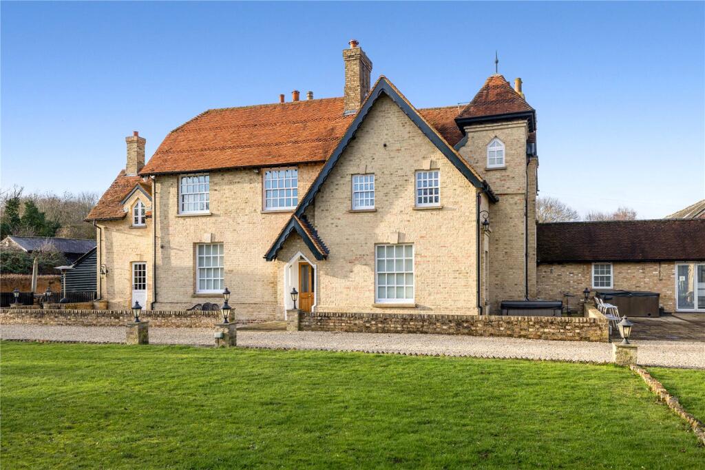 Main image of property: Nortonbury, Letchworth Garden City, Hertfordshire, SG6