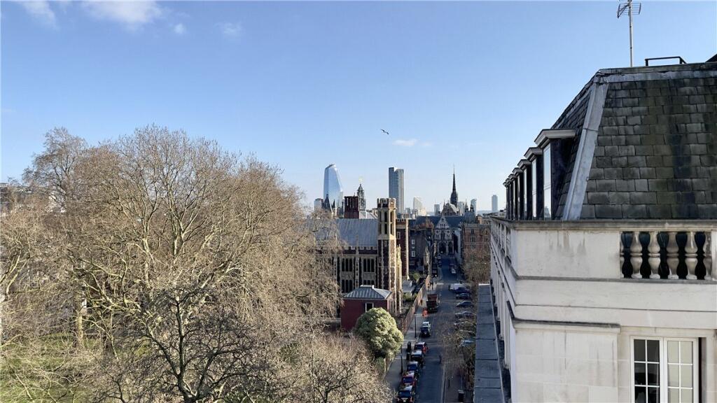 2 bedroom penthouse for rent in Whetstone Park, Covent Garden, London, WC2A