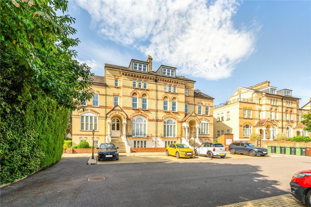 2 bedroom apartment for sale in Savill Court, 13 The Fairmile, Henley