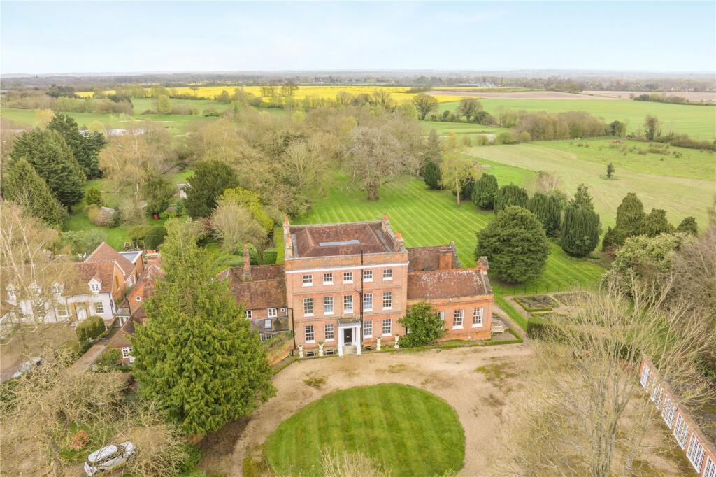 Main image of property: Bath Road, Kiln Green, Berkshire, RG10