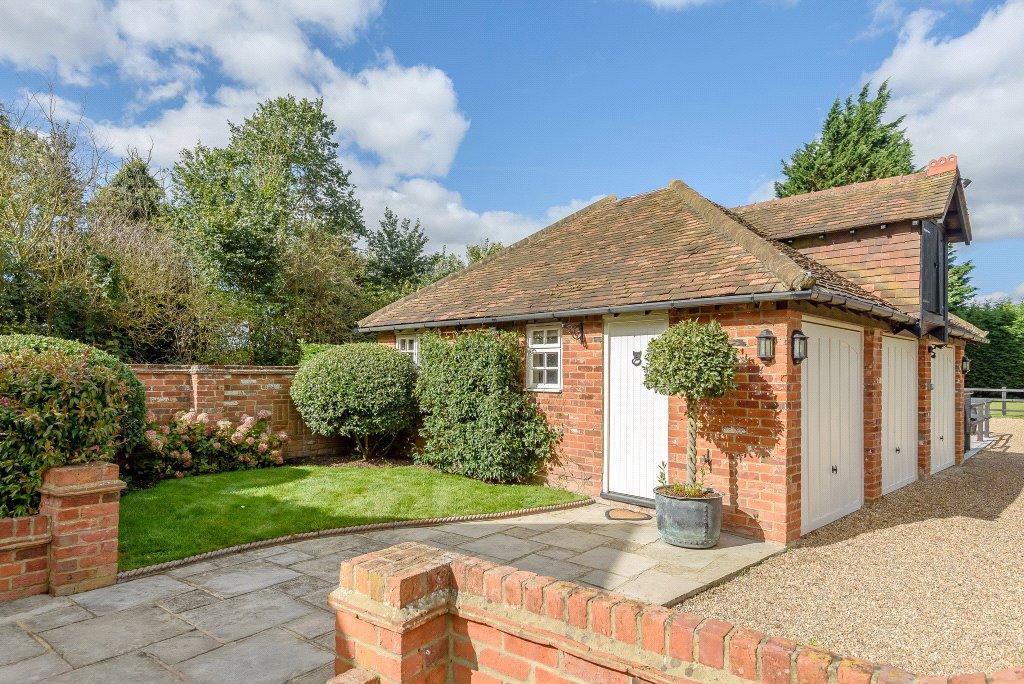 3 bedroom detached house for sale in Bottle Lane, Littlewick Green