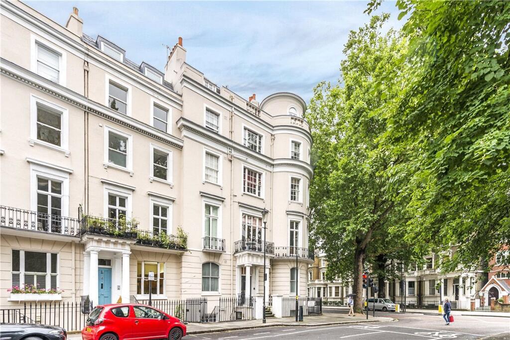 Main image of property: Royal Crescent, Holland Park, London, W11