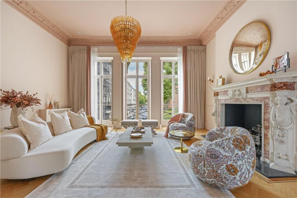 Main image of property: Ennismore Gardens, Knightsbridge, London, SW7