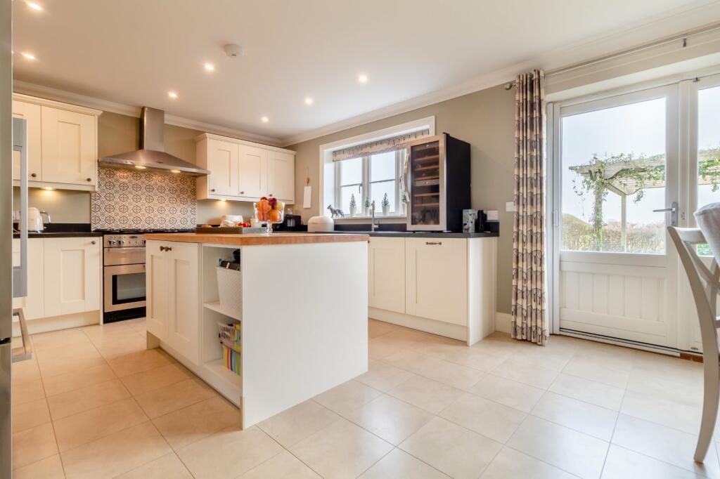 4 bedroom detached house for sale in Conference Way, Colkirk, Fakenham