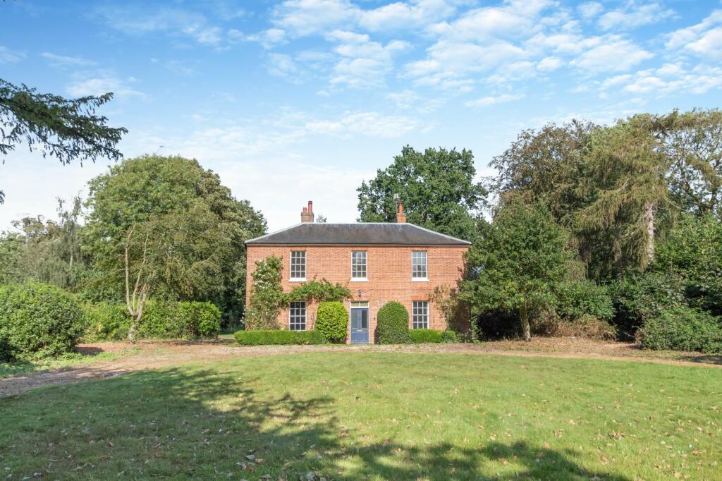 8 bedroom detached house for sale in Knapton Road, Trunch, North Walsham, Norfolk, NR28