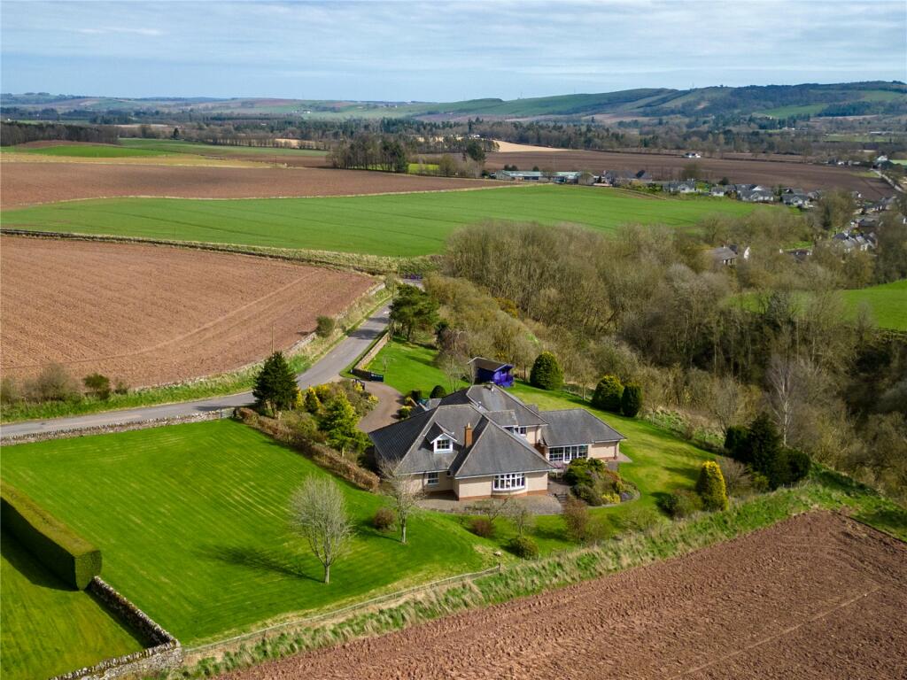 4 bedroom detached house for sale in Den of Baldoukie, Tannadice, By