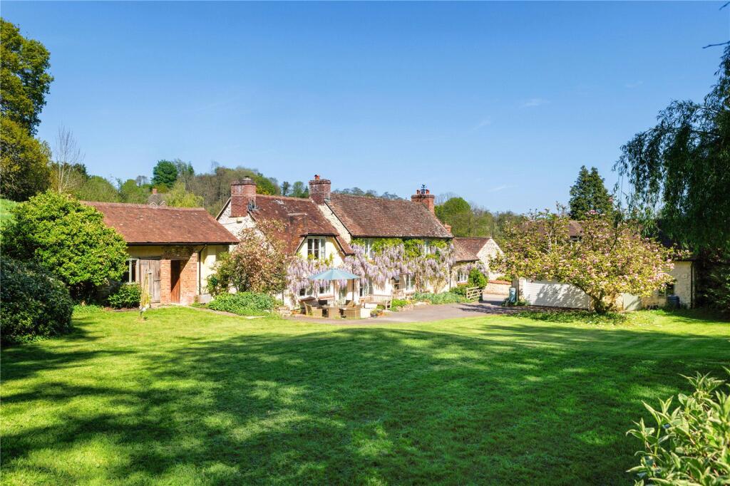 Main image of property: Mill Lane, Bourton, Gillingham, Dorset, SP8