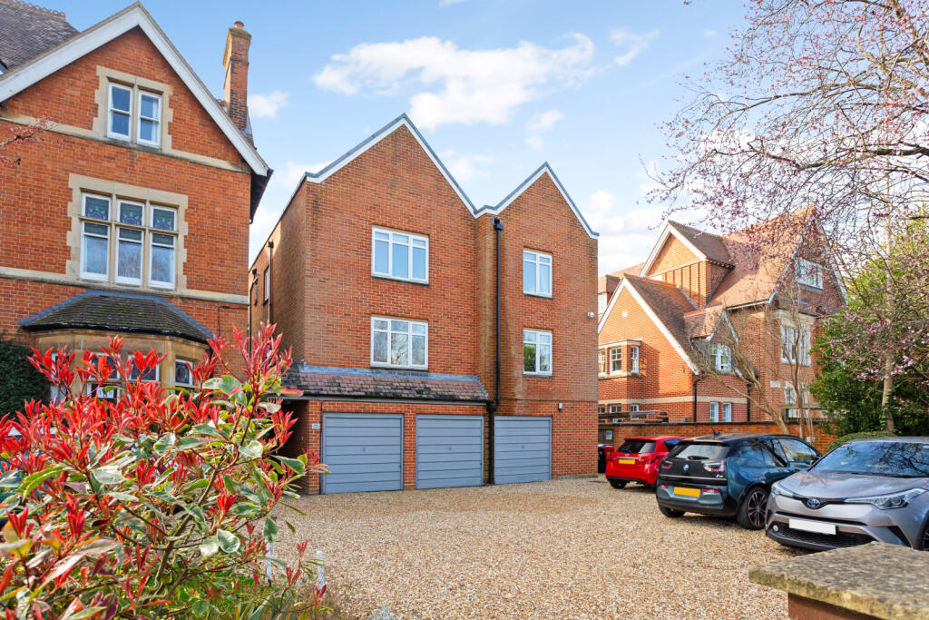 2 bedroom apartment for sale in Banbury Road, Oxford, Oxfordshire, OX2