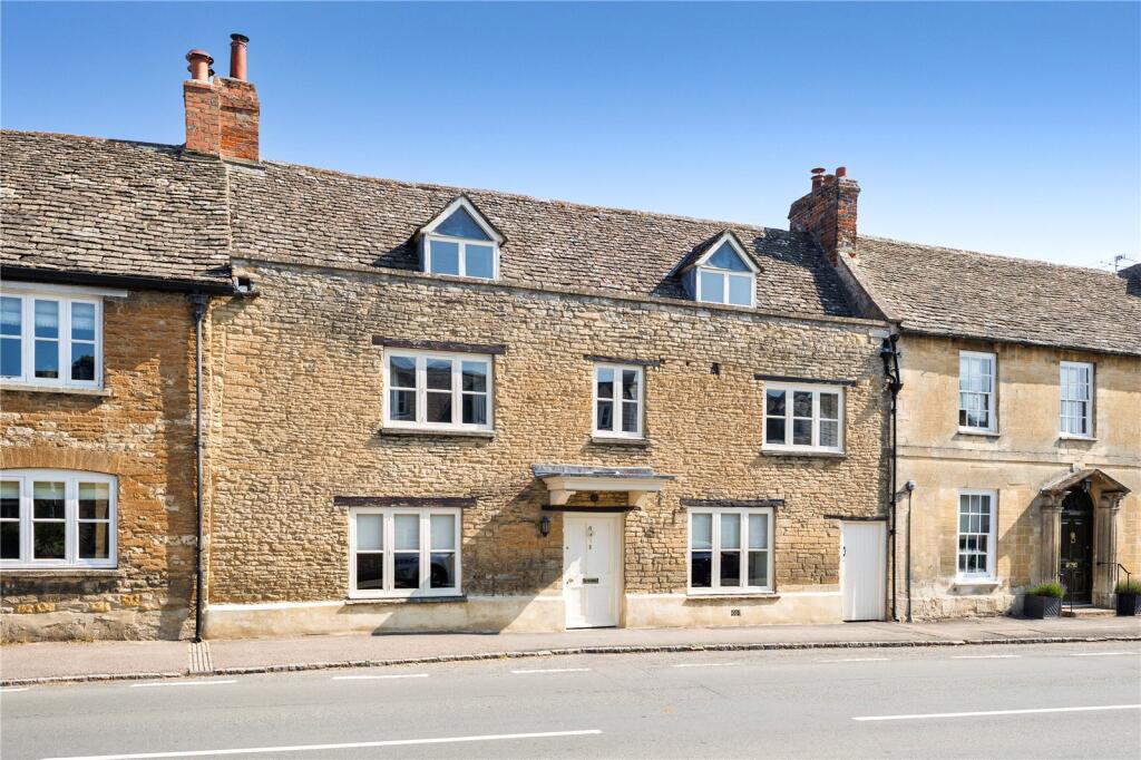 Main image of property: High Street, Bampton, Oxfordshire, OX18