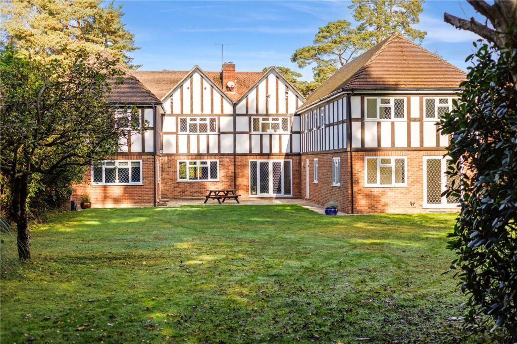 Main image of property: Heather Drive, Sunningdale, Berkshire, SL5