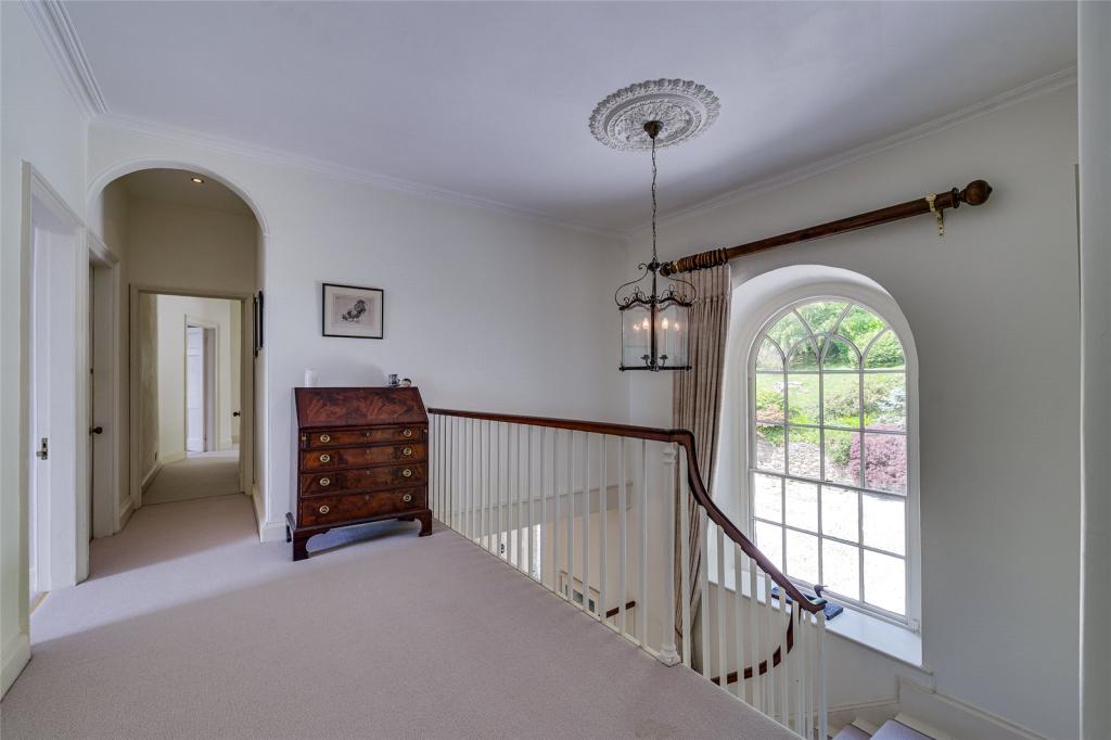 7 bedroom detached house for sale in MawganInMeneage, Helston