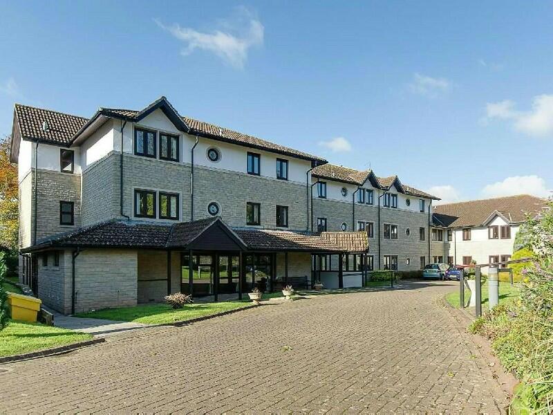2 bedroom flat for sale in Woodborough Road, North Somerset